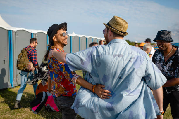 Best Luxury portable toilet rental  in Port Clinton, OH